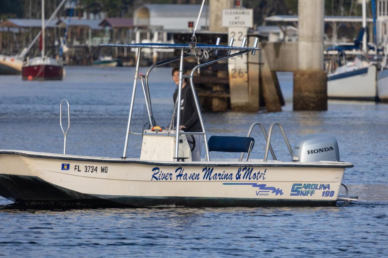 Steinhatchee River Inn And Marina ภายนอก รูปภาพ