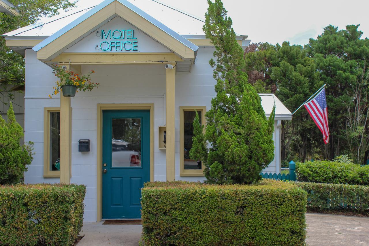 Steinhatchee River Inn And Marina ภายนอก รูปภาพ