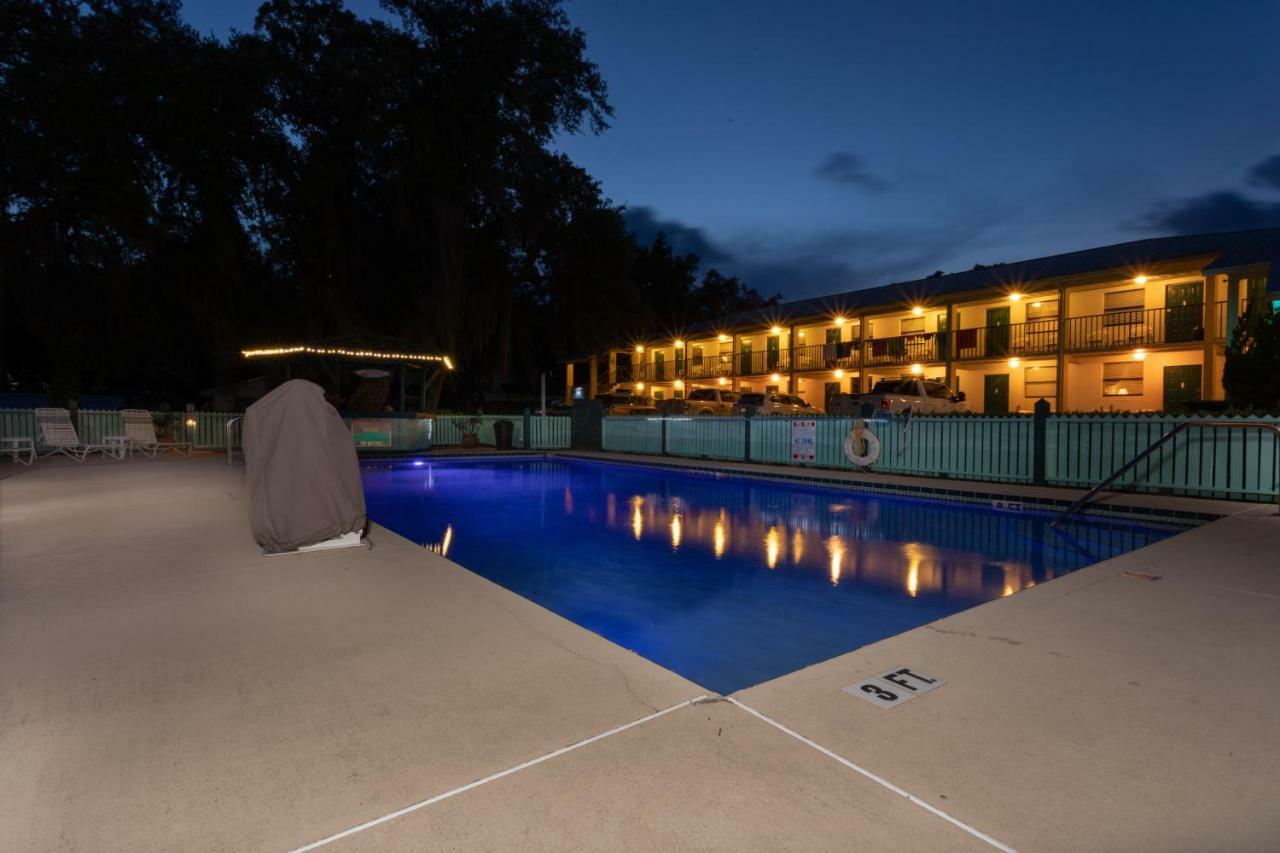 Steinhatchee River Inn And Marina ภายนอก รูปภาพ